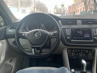 2017 Volkswagen Tiguan II, белый, 1850000 рублей, вид 5