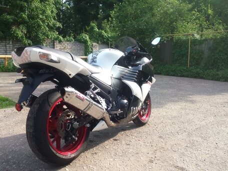 2006 Kawasaki ZZR 1400, белый, 720000 рублей, вид 2