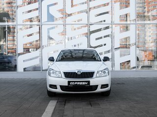 2011 Skoda Octavia II (A5) Рестайлинг, белый, 850000 рублей, вид 3