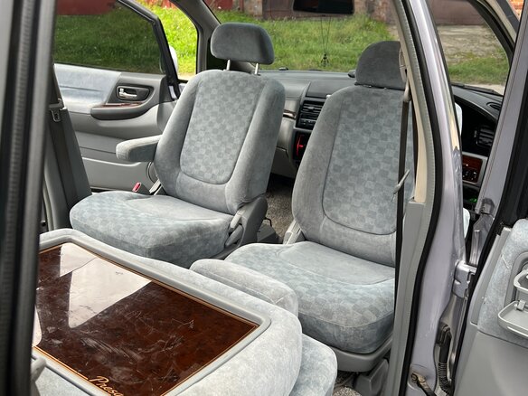 1998 Nissan Presage I, серый, 430000 рублей - вид 23