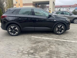 2018 Opel Grandland I (X), чёрный, 1550000 рублей, вид 3