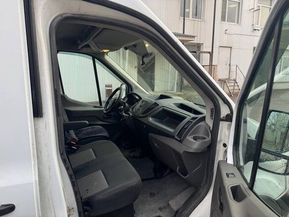2020 Ford Transit, белый, 2000000 рублей - вид 10