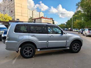 2014 Mitsubishi Pajero IV Рестайлинг 2, серый, 2400000 рублей, вид 5