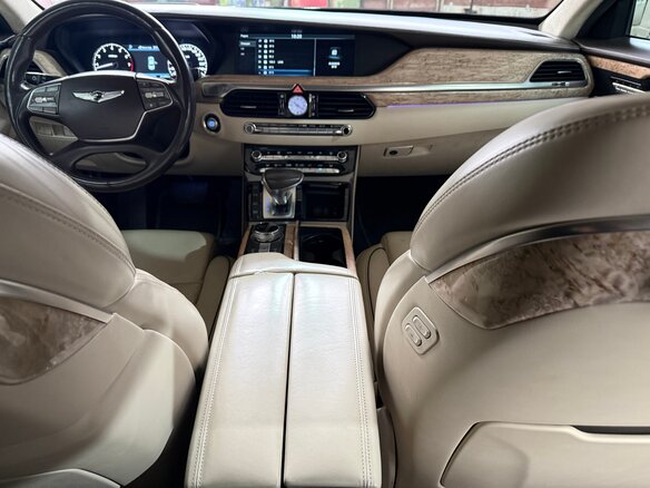 2016 Genesis G90 I, чёрный, 2200000 рублей - вид 6