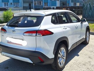 2023 Toyota Corolla Cross I, белый, 3000000 рублей, вид 2