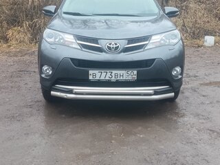 2013 Toyota RAV4 IV (XA40), серый, 2100000 рублей, вид 3
