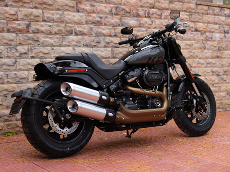 2023 Harley-Davidson Fat Bob, чёрный, 2350000 рублей, вид 3