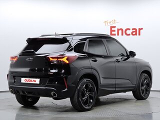 2022 Chevrolet TrailBlazer III, чёрный, 1680111 рублей, вид 3