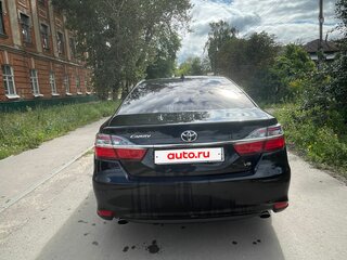 2017 Toyota Camry VII (XV50) Рестайлинг 2, чёрный, 2550000 рублей, вид 4