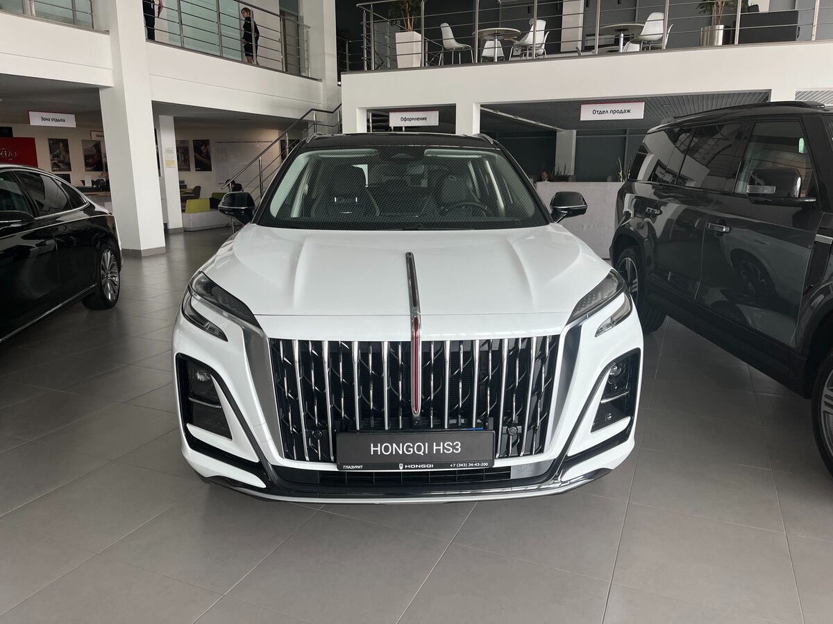 Открыть фотографии: Hongqi HS3