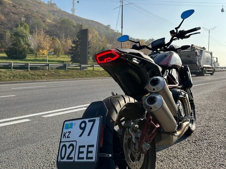 2019 Indian FTR 1200, красный, 819000 рублей, вид 3