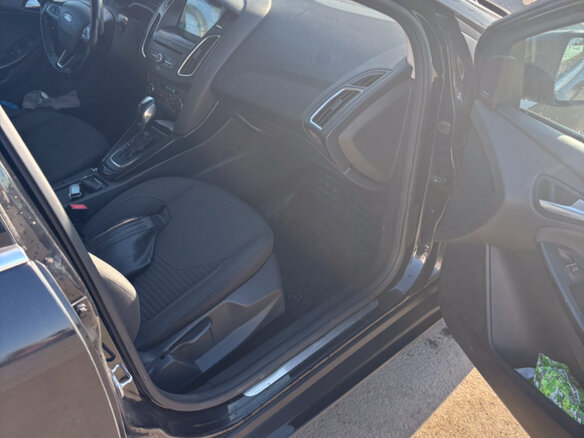 2018 Ford Focus III Рестайлинг, чёрный, 1330000 рублей - вид 11