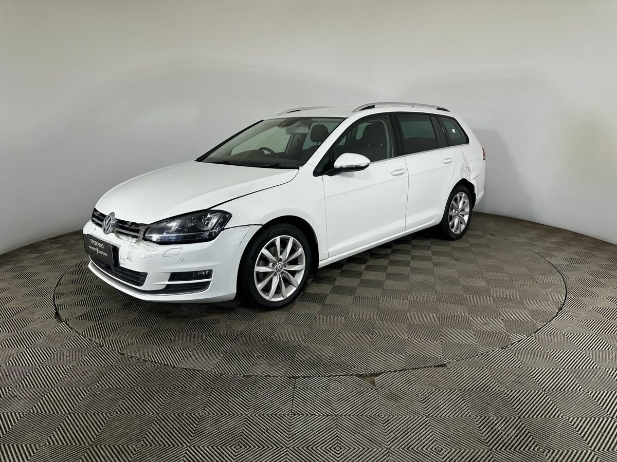 Открыть фотографии: Volkswagen Golf VII