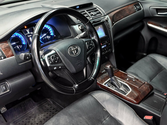 2016 Toyota Camry VII (XV50) Рестайлинг, чёрный, 1720000 рублей - вид 18
