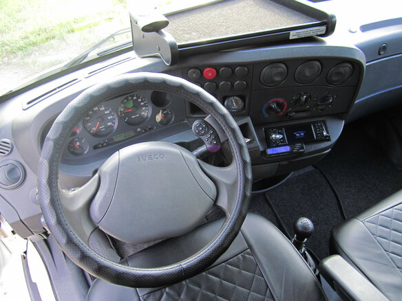 2003 Iveco Daily, белый, 955000 рублей - вид 19