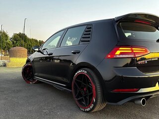 2019 Volkswagen Golf GTI VII Рестайлинг, чёрный, 2600000 рублей, вид 4