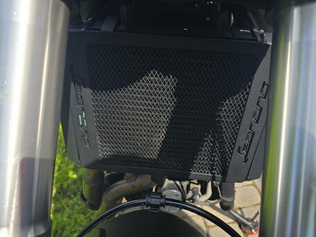 2022 Benelli Leoncino 500 Trail, красный, 390000 рублей, вид 2