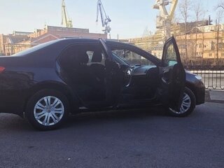 2012 Toyota Corolla X (E140, E150) Рестайлинг, чёрный, 1100000 рублей, вид 4