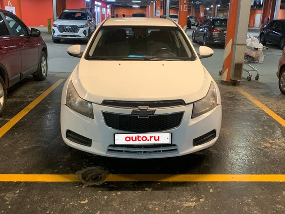 2014 Chevrolet Cruze I Рестайлинг, белый, 350000 рублей - вид 1