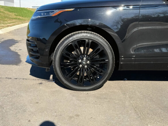 2026 Land Rover Range Rover Velar I Рестайлинг, чёрный - вид 26