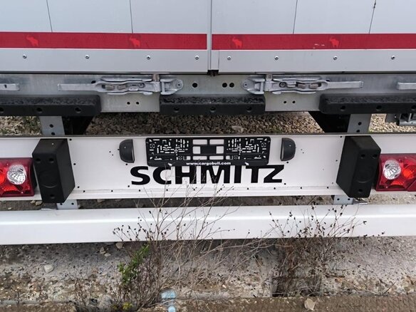 2024 Schmitz Cargobull 9084, серебристый - вид 12