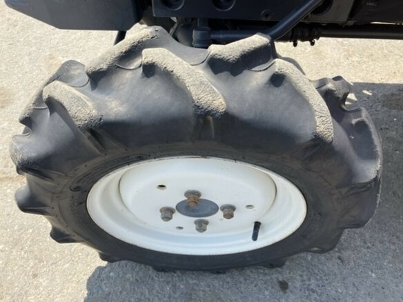 2010 Kubota Aste, красный, 500000 рублей - вид 5