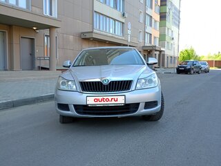 2012 Skoda Octavia II (A5) Рестайлинг, серебристый, 790000 рублей, вид 3