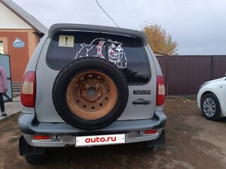 2005 Chevrolet Niva I, серебристый, 300000 рублей, вид 3