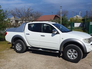 2012 Mitsubishi L200 IV, белый, 1600000 рублей, вид 3