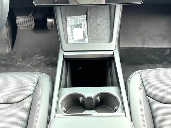2026 Tesla Model 3 Long Range RWD I Рестайлинг, белый - вид 17