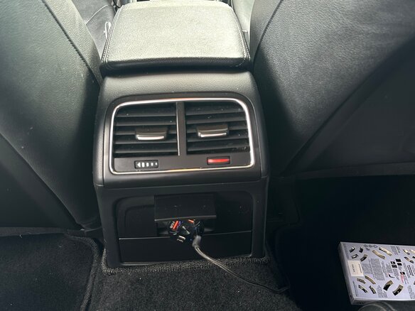 2011 Audi A4 IV (B8), белый, 950000 рублей - вид 11