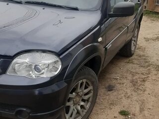 2011 Chevrolet Niva I Рестайлинг, чёрный, 520000 рублей, вид 2