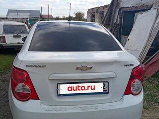 2012 Chevrolet Aveo II, белый, 450000 рублей, вид 3