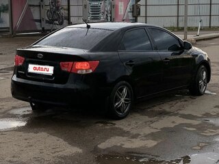 2012 Kia Cerato 6-speed II, чёрный, 850000 рублей, вид 4