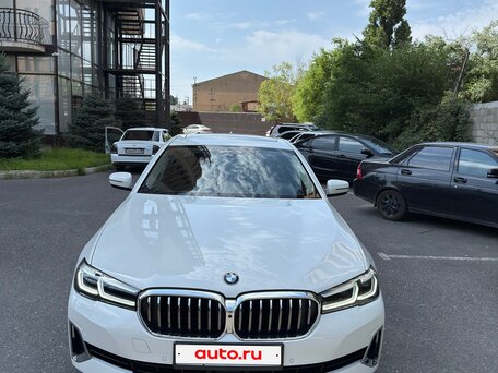 2021 BMW 5 серии Long 530Li VII (G30/G31/G38) Рестайлинг, белый, 2595000 рублей, вид 2