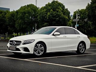 2019 Mercedes-Benz C-Класс 180 IV (W205) Рестайлинг, белый, 2450000 рублей, вид 1