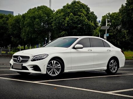 2019 Mercedes-Benz C-Класс 180 IV (W205) Рестайлинг, белый, 2450000 рублей, вид 1