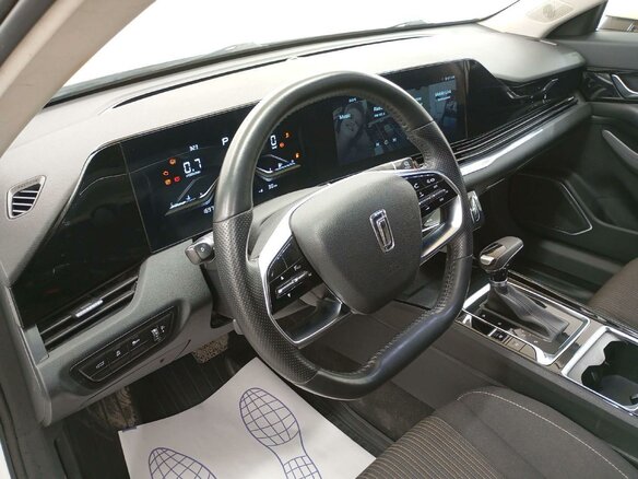 2023 FAW Bestune B70 I, белый - вид 5