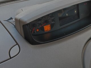 2004 Nissan Quest III, жёлтый, 850000 рублей, вид 5