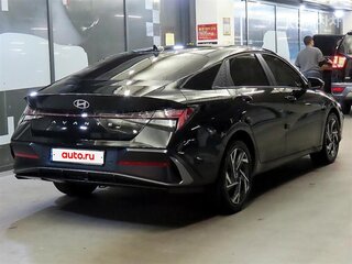 2023 Hyundai Avante VII Рестайлинг, чёрный, 1432069 рублей, вид 4