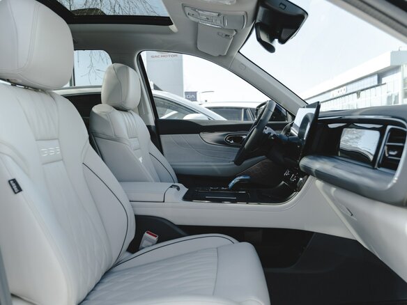 2025 GAC GS8 Traveller II, чёрный - вид 23