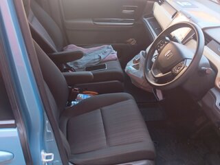 2019 Honda Freed II, синий, 1800000 рублей, вид 5