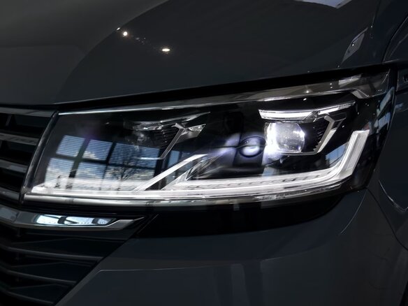 2022 Volkswagen Multivan T6 Рестайлинг, серый, 4800000 рублей - вид 15