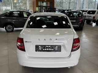 2026 Lada (ВАЗ) Granta I Рестайлинг, белый, 845000 рублей, вид 4