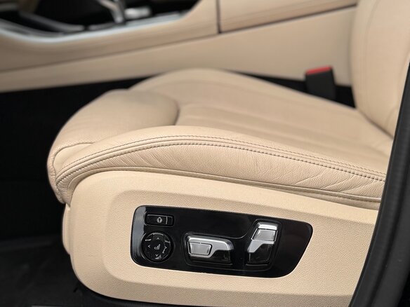 2021 BMW X5 M50i IV (G05/G18), чёрный, 4500000 рублей - вид 10