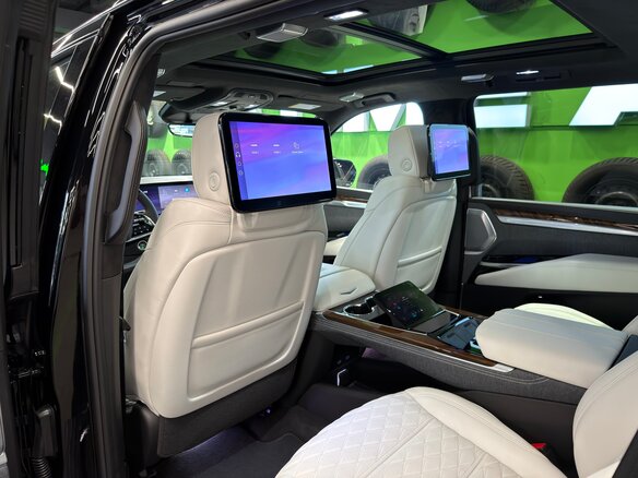 2026 Cadillac Escalade ESV V Рестайлинг, чёрный, 22500000 рублей - вид 9