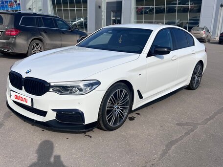 2019 BMW 5 серии 530d xDrive VII (G30/G31/G38), белый, 4150000 рублей, вид 1