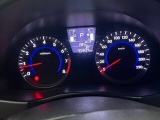 2015 Hyundai Solaris I Рестайлинг, чёрный, 740000 рублей, вид 5