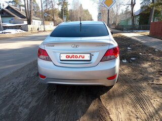 2011 Hyundai Solaris I, серебристый, 550000 рублей, вид 5
