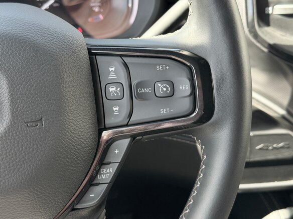 2023 RAM 3500, пурпурный, 16750000 рублей - вид 16